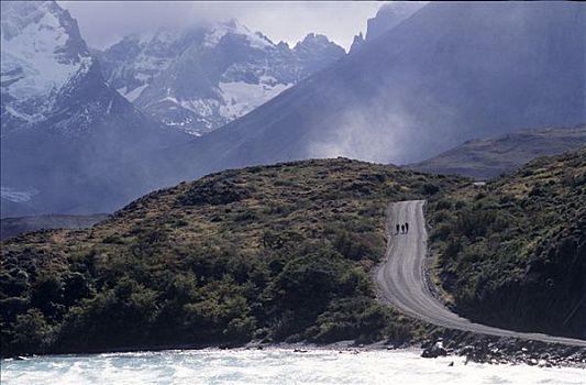 智利,巴塔哥尼亚,托雷德裴恩国家公园,远足者