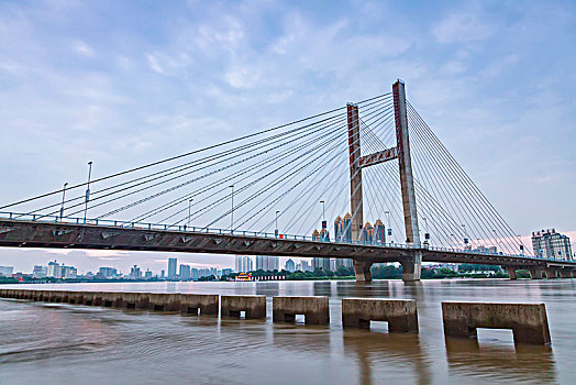 松花江临江门大桥建筑景观