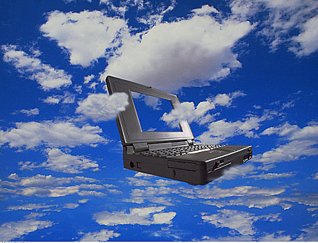 笔记本电脑,天空,云