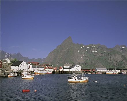 挪威,罗浮敦群岛,岛屿,渔船,木屋,山