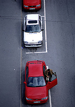 红色,白色,汽车,停放,沥青,鸟瞰