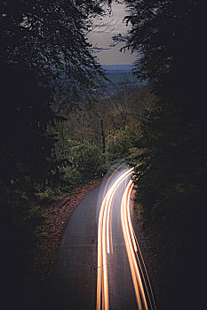 条纹,车灯,途中,树林,长时间曝光,格洛斯特郡,英格兰,英国