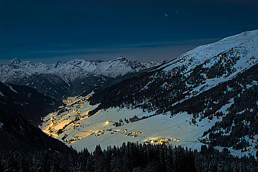 光亮,山村,冬天,黃昏,阿尔卑斯山,后面,提洛尔,奥地利,欧洲