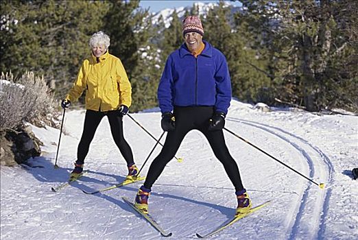 肖像,老年,夫妻,滑雪,一起