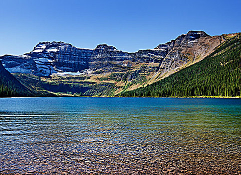 山峦,湖岸,湖,瓦特顿湖国家公园,艾伯塔省,加拿大