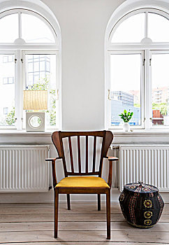扶手椅,靠近,种族,柳条篮,正面,拱形,窗户,整修,时期,公寓