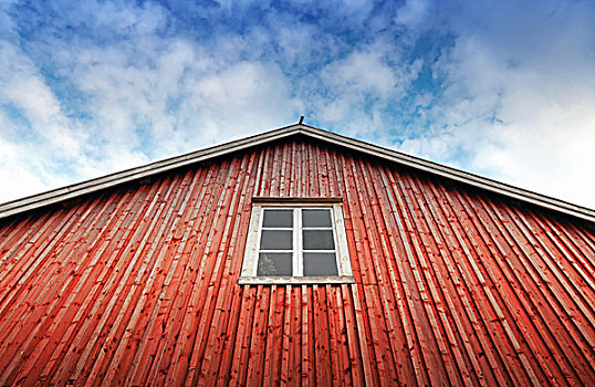 红色,木墙,窗户,高处,蓝色,阴天,捕鱼,房子,挪威
