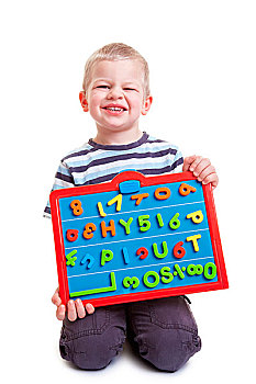 高兴,小男孩,拿着,磁性,黑板,文字,数字