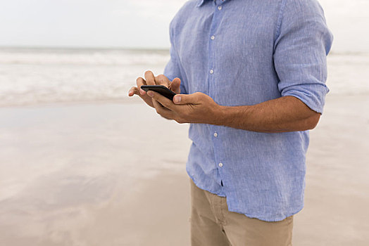 男人,打手机,海滩