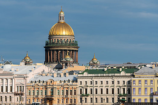 圣彼得堡伊萨基辅大教堂