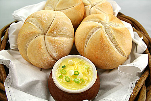 圆面包,黄油