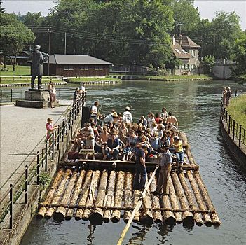 筏子,乘筏,伊萨尔河,慕尼黑,巴伐利亚,德国,欧洲