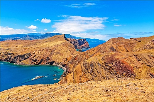 马德拉岛,湾