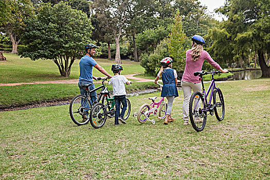 家庭,自行车,公园