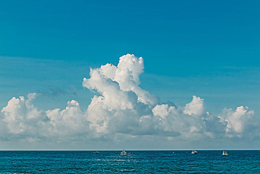 海湾沙滩