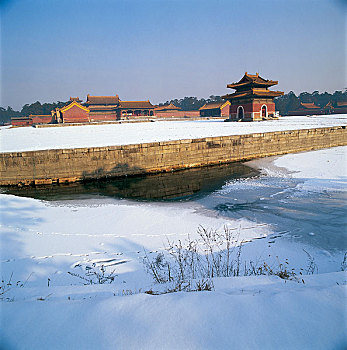 河北易县清西陵内的泰陵雪景