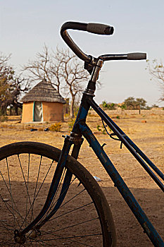 布基纳法索,靠近,瓦加杜古,剪影,自行车,正面,小屋