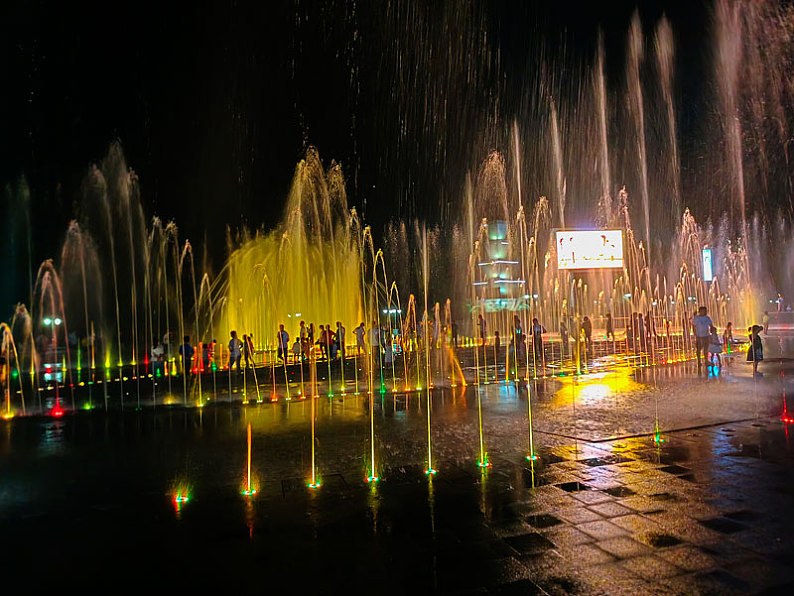 台州市民广场音乐喷泉图片