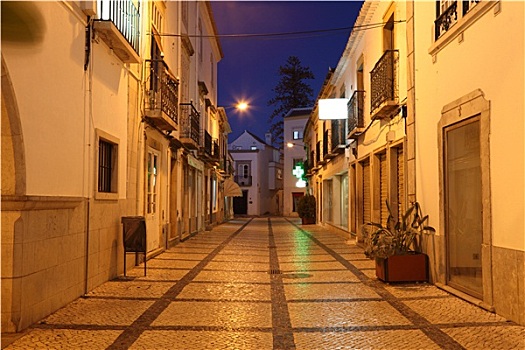 狭窄街道,老城,塔维拉,葡萄牙