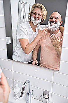 浴室镜,图像,男性,情侣,乐趣,剃