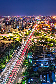 北京四惠桥建筑夜景