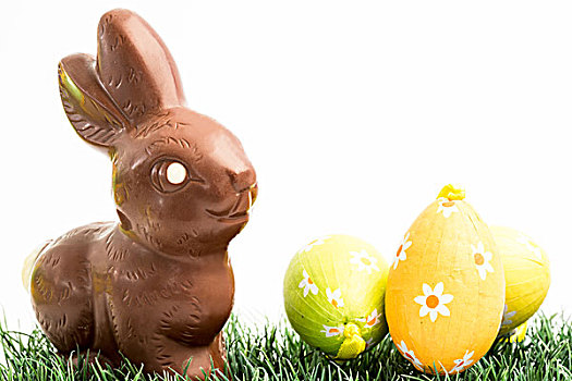巧克力兔,兔子,三个,复活节彩蛋,草地