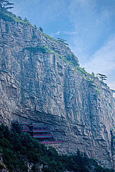 北岳恒山藏于群山间的大大小小的各式寺院庙宇