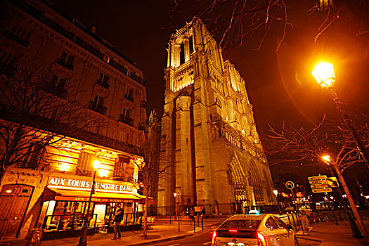 巴黎,巴黎圣母院