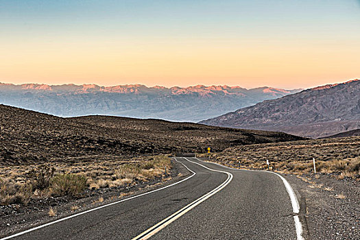 弯路,死亡谷国家公园,加利福尼亚,美国