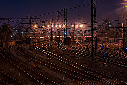 火车站夜景