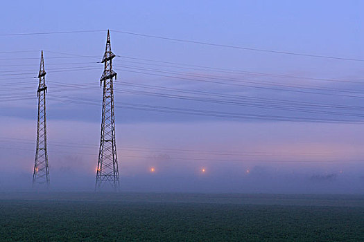 电力,高压电塔,早晨,雾气,内卡苏尔姆,巴登符腾堡,德国,欧洲