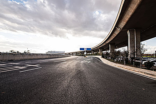 机场高速公路