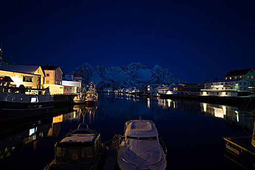 挪威lofoten渔村北极