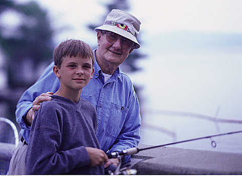 爷爷,孙子,钓鱼,贝尔格莱德湖区,美国