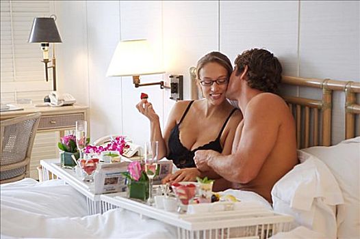 夏威夷,瓦胡岛,怀基基海滩,伴侣,享受,床上早餐