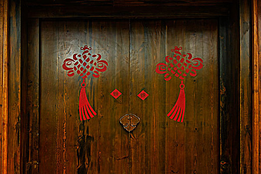 中国式的门与门神