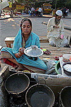 女人,制作,路边,店,达卡,孟加拉,十二月,2007年