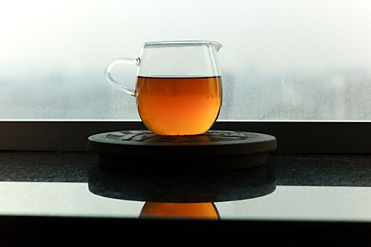 色泽橙红完美的普洱茶