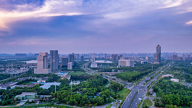 武汉金银湖附近城市建筑