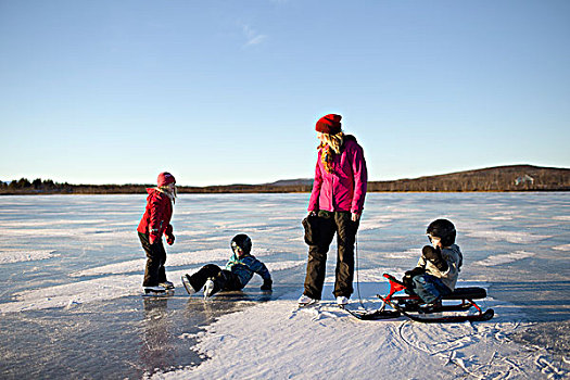 母子,滑冰,湖