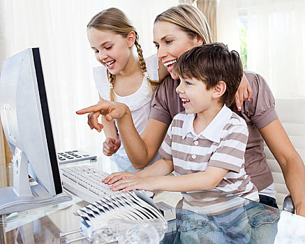孩子,母亲,电脑