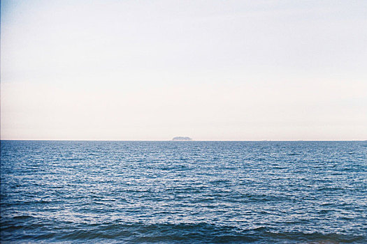平静的海