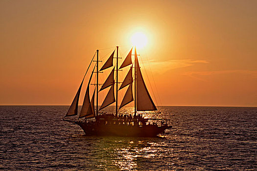 帆船,日落,靠近,锡拉岛,基克拉迪群岛,希腊,岛屿,欧洲