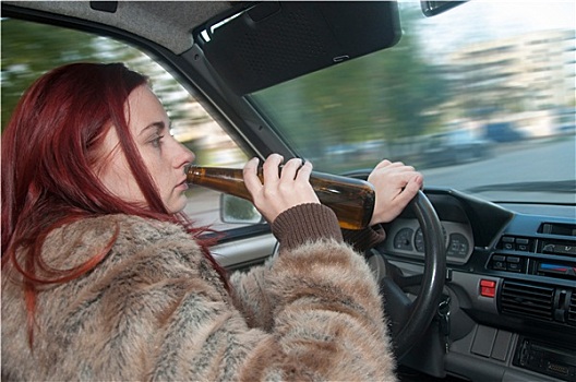 醉酒,女人,驾驶,汽车,啤酒,拿着