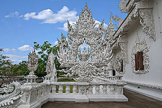 泰北清莱白庙又叫,龙昆寺,灵光寺或白龙寺,wat,rong,khun