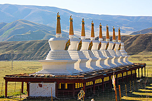 西藏佛塔,白塔