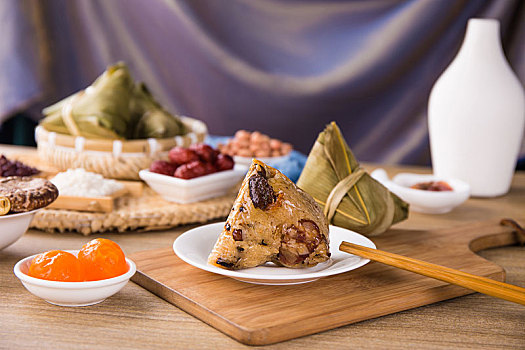 传统中国民俗端午节粽子