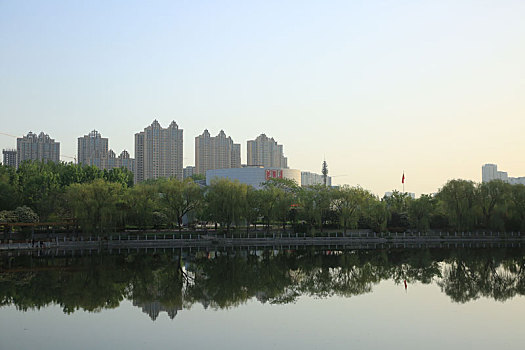山东省菏泽市,牡丹之都的清晨,干净整洁文明有序