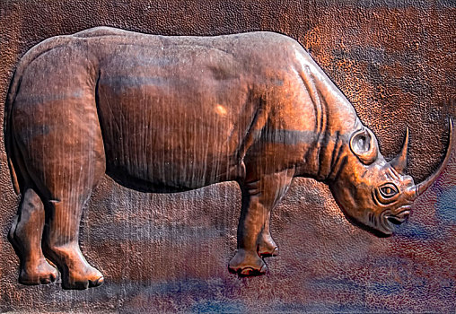 野生动物犀牛浮雕石刻工艺装饰物