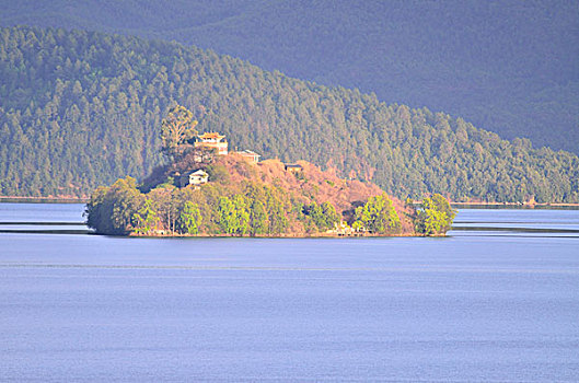 泸沽湖